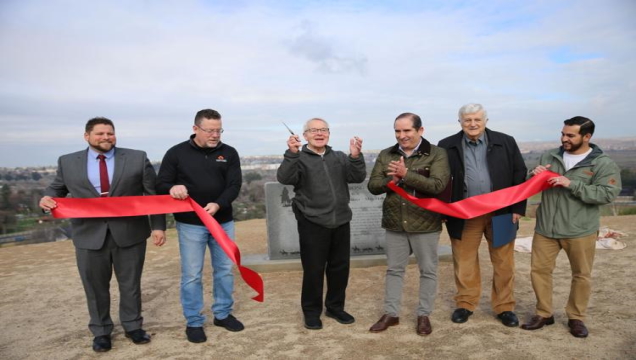 Kern’s Supervisor Flores unveils Jedediah Smith memorial at Panorama Park